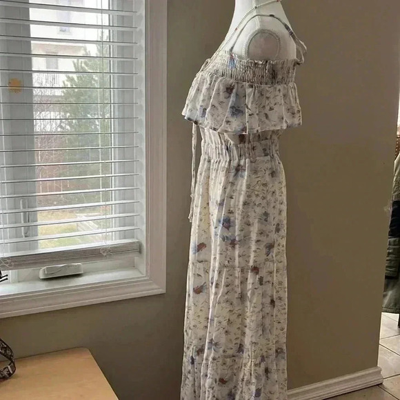 [S]American Eagle  Double spaghetti Straps Floral Ruffle Maxi Tiered Dress - Picture 4 of 14